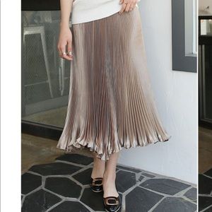 Lavender Silky Mermaid Pleat Skirt